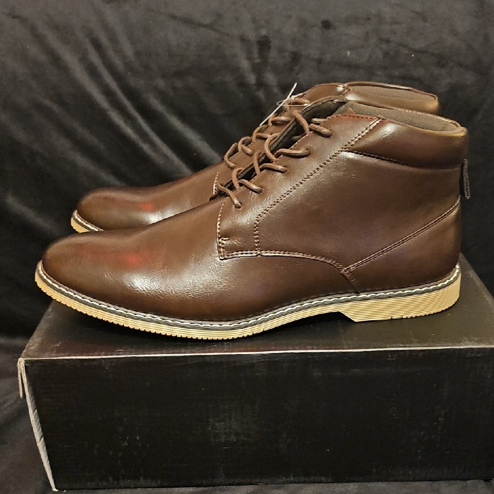 *Brand New* London Fog Men's Chukka Boots in Rich Brown - Picture 3 of 8